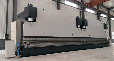 Фото 74 - MetalTec HBC 1000/6000 листогибочные гидравлические прессы с ЧПУ большого тоннажа.